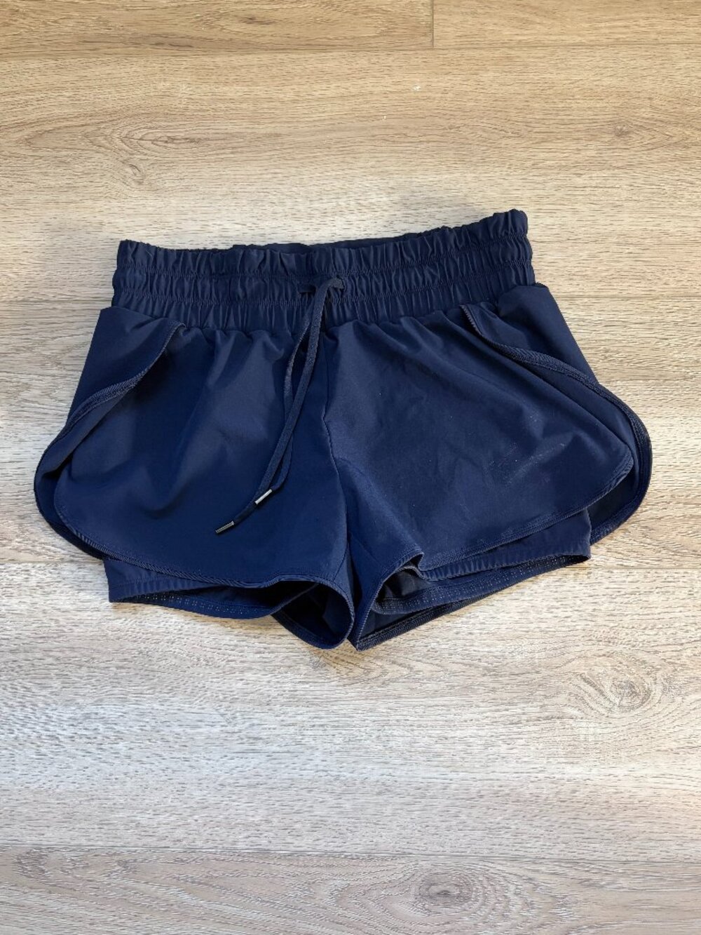 CRZ YOGA Women's Mid Waisted Workout Running Shorts